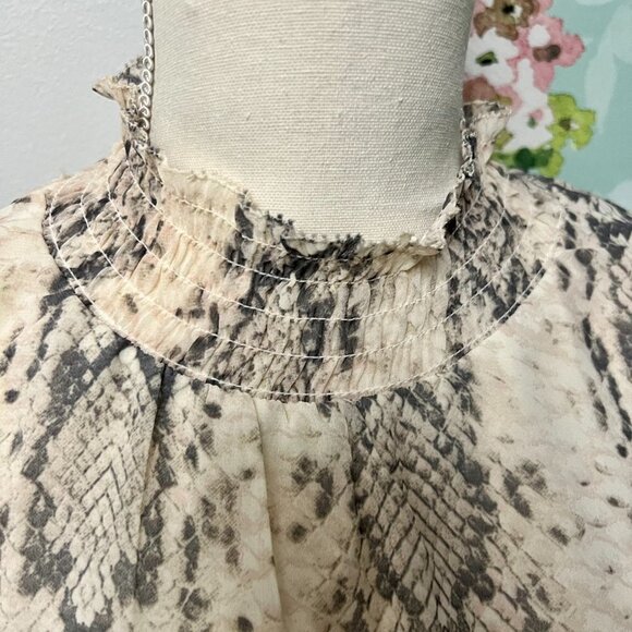 Japna Snake Print High Neck Sleeveless Elastic Waist Ruffle Top Size Small - Picture 2 of 6